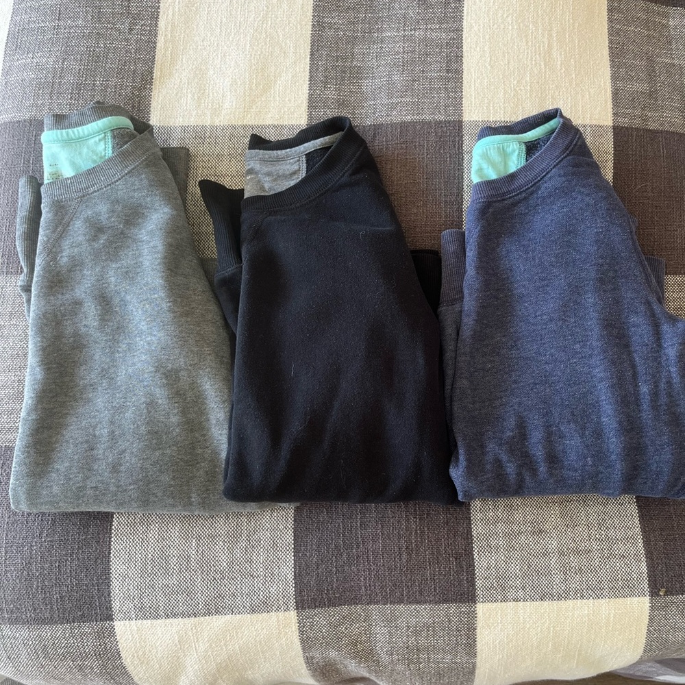 Set of 3 Women’s Crewneck Sweatshirts - Gray, Black, Navy